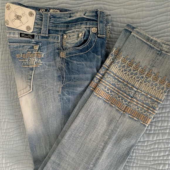 Nice Miss Me Signature Cuff Light Blue Jeans. Size 28 - Picture 1 of 11